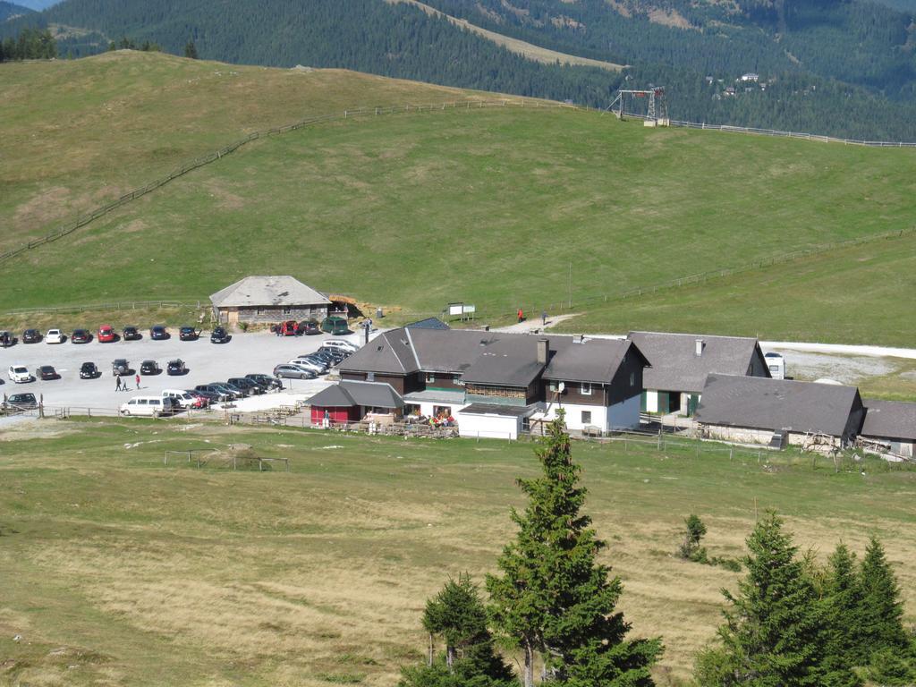 Altes Almhaus Hotel Maria Lankowitz Екстериор снимка